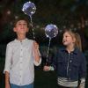 ArtCreativity Light Up Bobo Balloons for Kids, Set of 2, LED Wands for Kids with 3 Light-Up Modes, Exciting DIY Science Project for Boys and Girls, Includes Batteries and Detailed Instructions