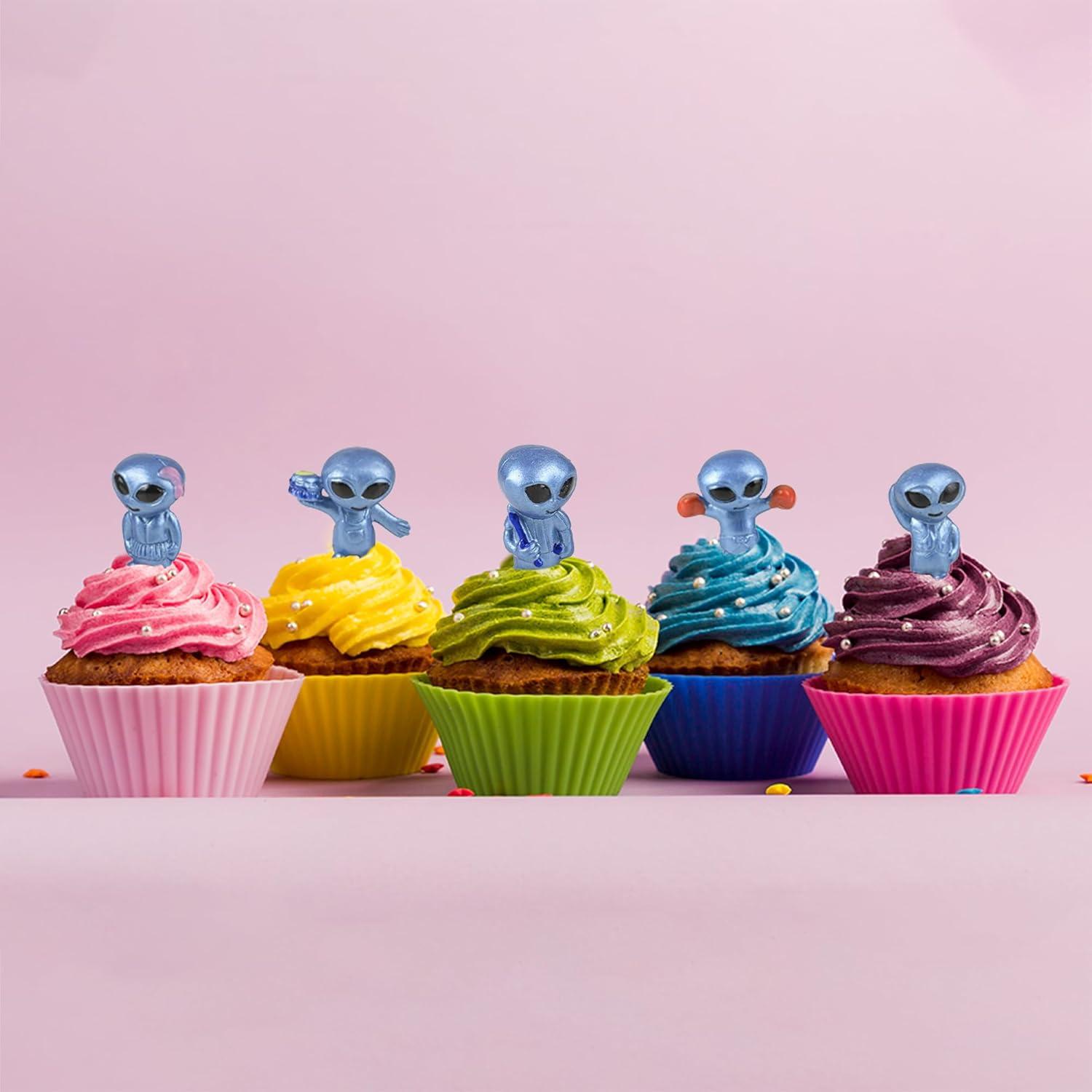 image:imageArtCreativity Vinyl Alien Figurines 48pcs Fun Space Party Favors Assorted UFO Poses Goodie Bag Fillers1 inch Pack of 2